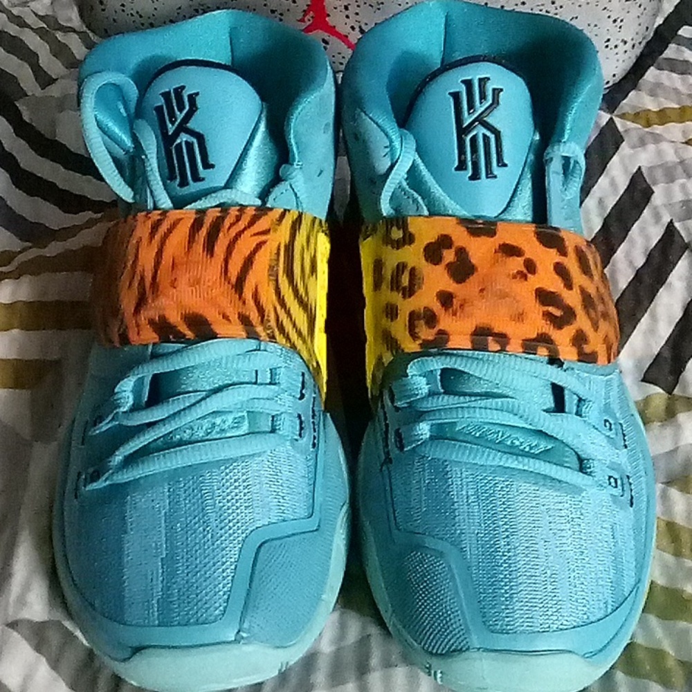 Nike Kyrie 6s